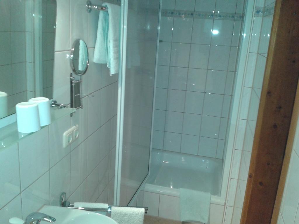 Gaestehaus Attenhauser Unterammergau Pokoj fotografie