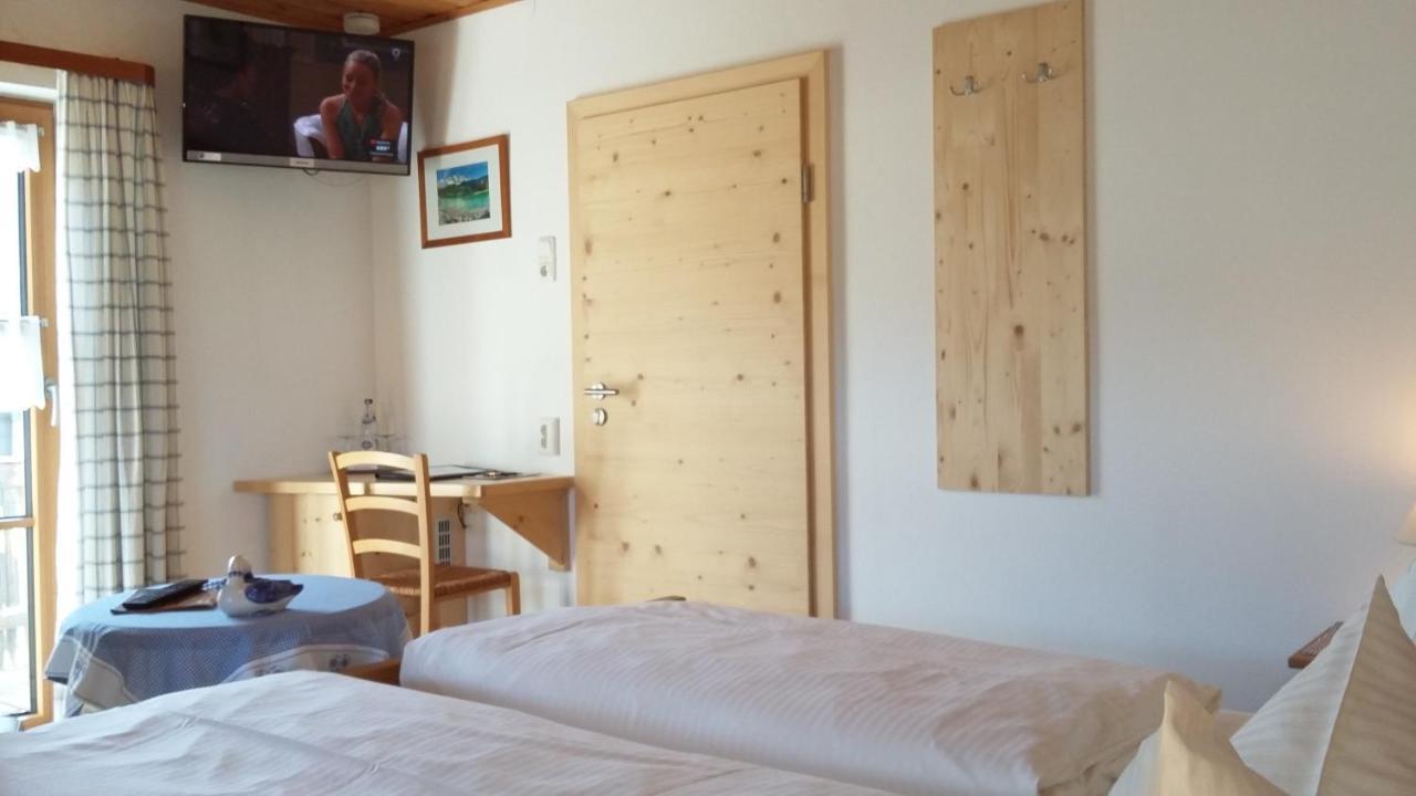 Gaestehaus Attenhauser Unterammergau Exteriér fotografie